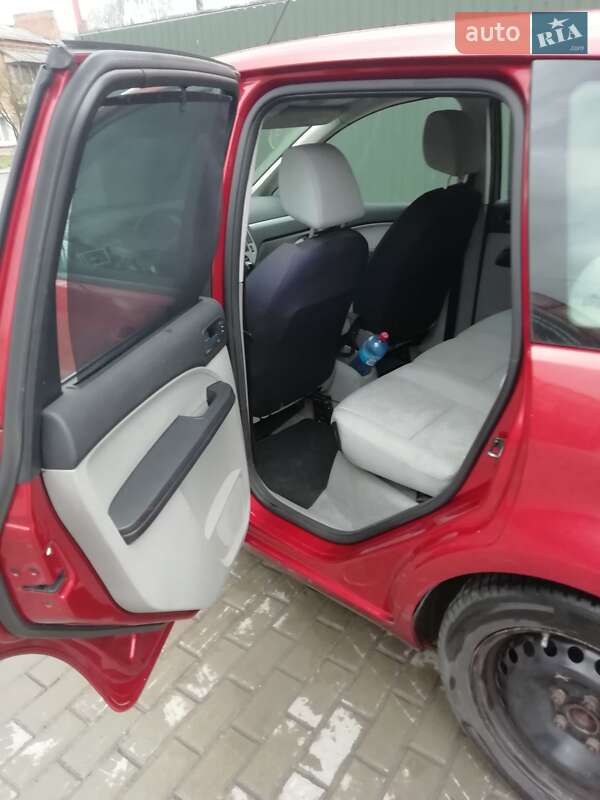 Минивэн Ford C-Max 2006 в Романове