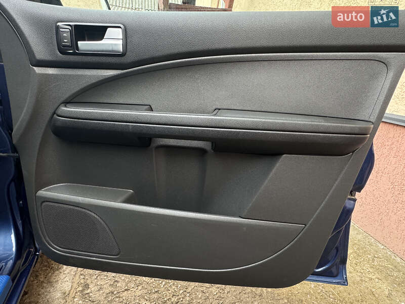 Мінівен Ford C-Max 2006 в Коростені фото 16 Мінівен Ford C-Max 2006 в Коростені