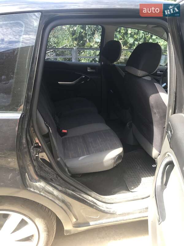 Мінівен Ford C-Max 2010 в Новодністровську