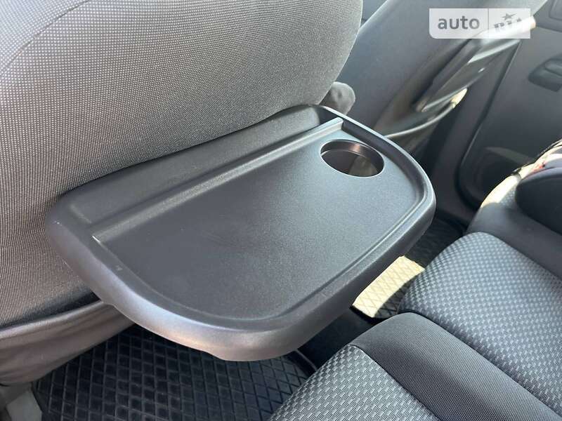 Мінівен Ford C-Max 2005 в Вінниці фото 22 Мінівен Ford C-Max 2005 в Вінниці