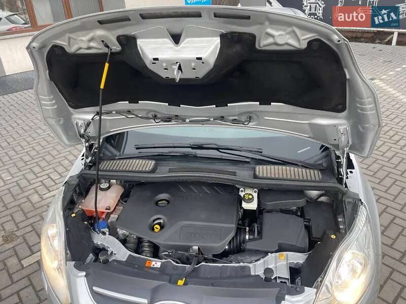 Минивэн Ford C-Max 2012 в Коростене