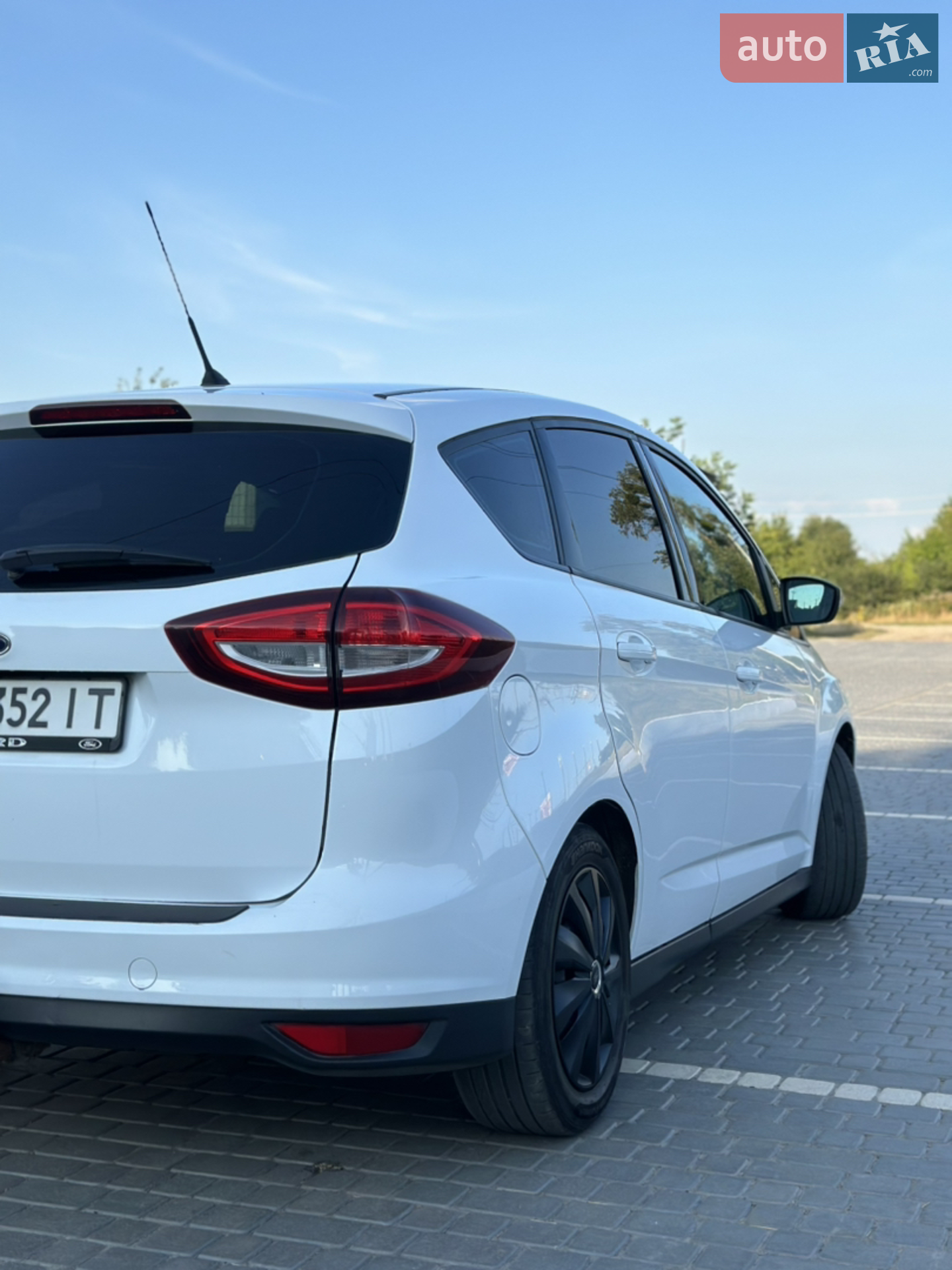 2016 Ford C-MAX - мініатюра 31