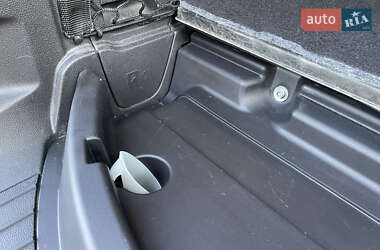 Мінівен Ford C-Max 2013 в 