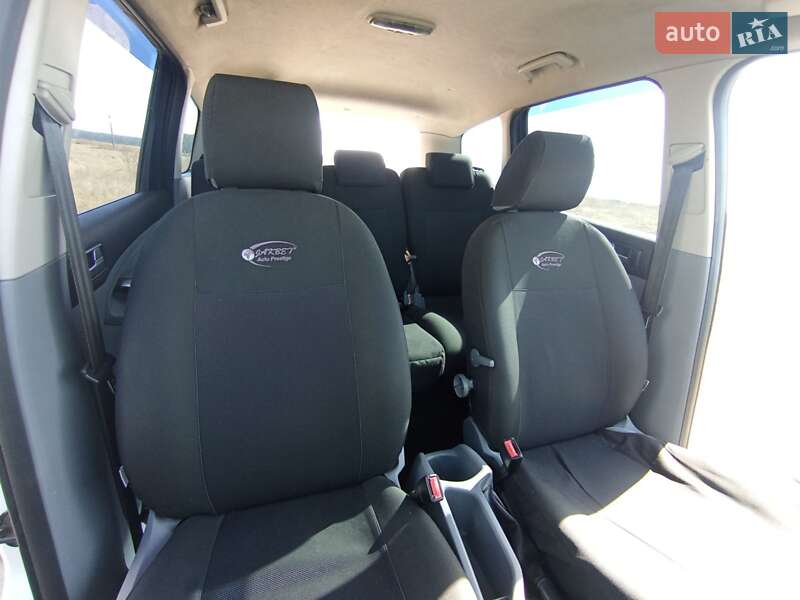 Мінівен Ford C-Max 2008 в Києві