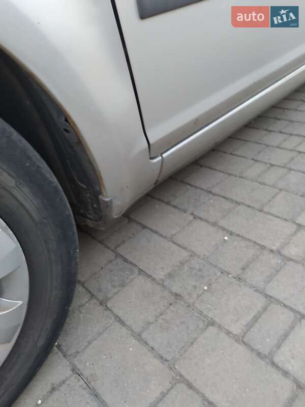 Мінівен Ford C-Max 2006 в Рівному
