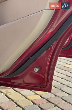 Мінівен Ford C-Max 2013 в 