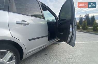 Мінівен Ford C-Max 2004 в Мостиській