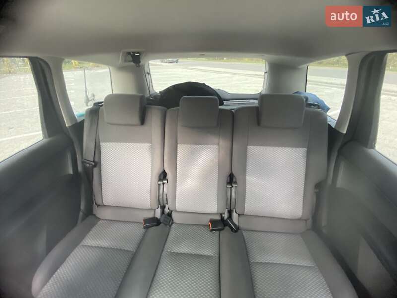 Мінівен Ford C-Max 2004 в Мостиській