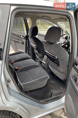 Минивэн Ford C-Max 2004 в Владимире