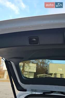 Минивэн Ford C-Max 2011 в 