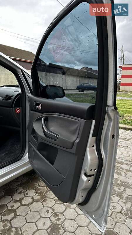 Мінівен Ford C-Max 2009 в Кременці