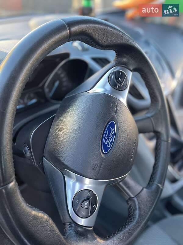 Минивэн Ford C-Max 2012 в Кривом Роге фото 23 Минивэн Ford C-Max 2012 в Кривом Роге