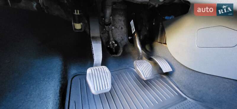Мінівен Ford C-Max 2012 в Коломиї