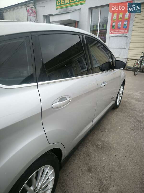 Мінівен Ford C-Max 2015 в Чернігові