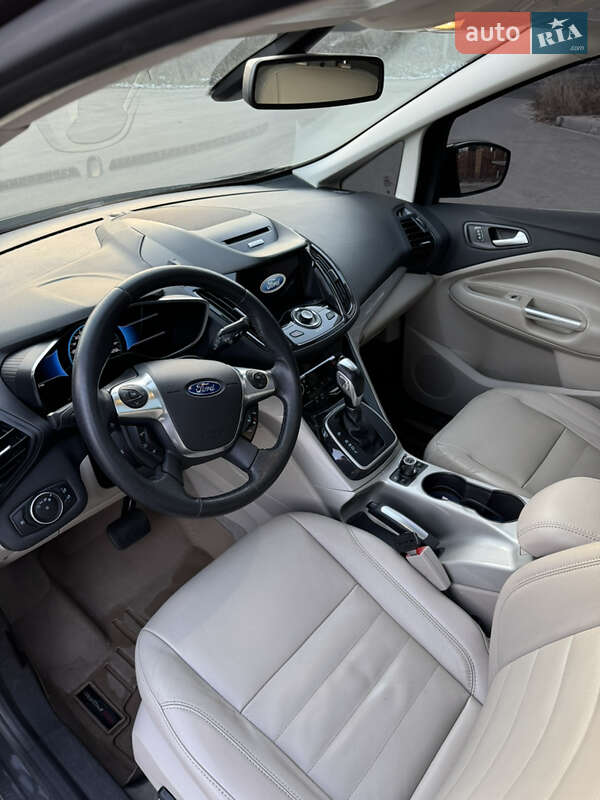 Минивэн Ford C-Max 2016 в 