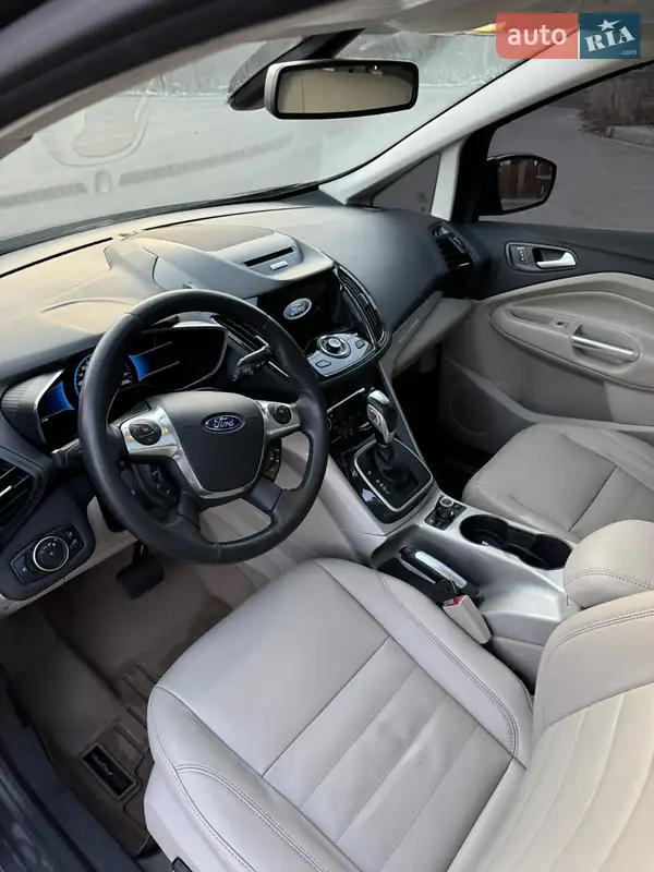 Минивэн Ford C-Max 2016 в 