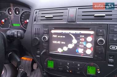 Мінівен Ford C-Max 2004 в Чернігові