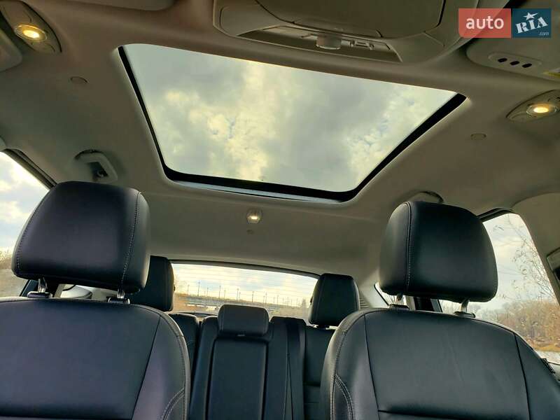 Минивэн Ford C-Max 2013 в Киеве