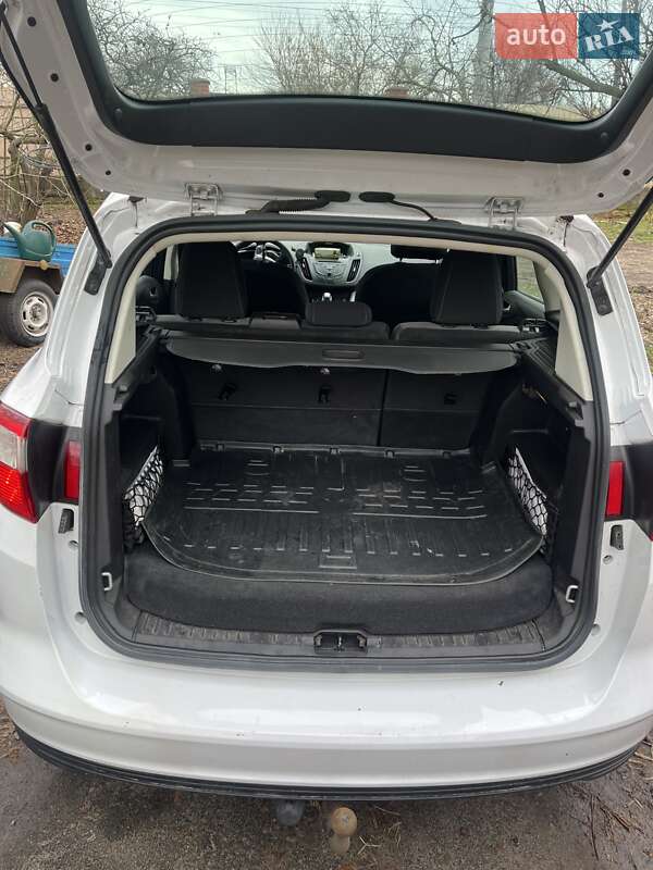Минивэн Ford C-Max 2015 в Киеве фото 9 Минивэн Ford C-Max 2015 в Киеве