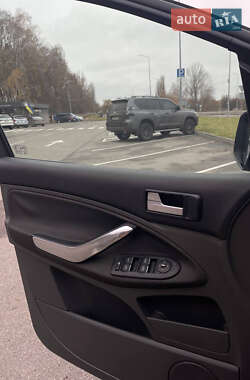 Минивэн Ford C-Max 2009 в 