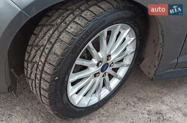 Мінівен Ford C-Max 2013 в 
