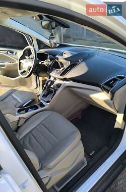 Минивэн Ford C-Max 2013 в 