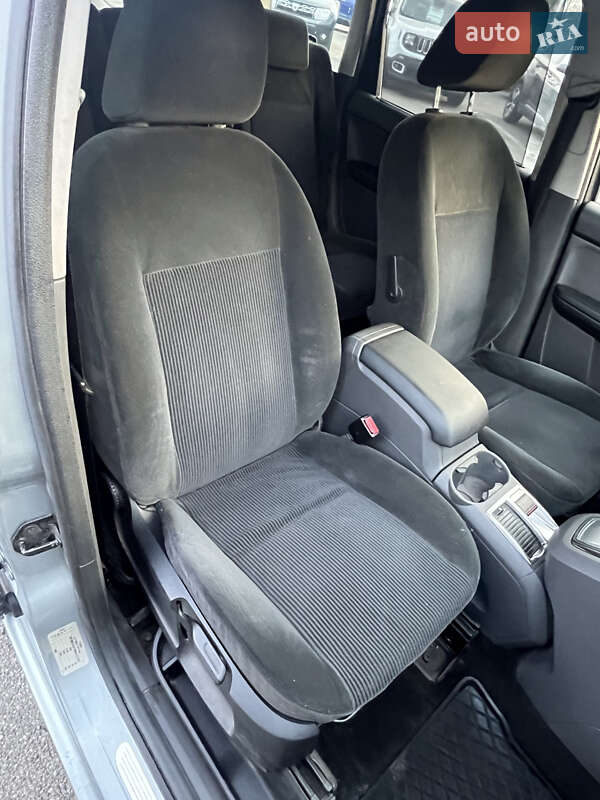 Мінівен Ford C-Max 2004 в Києві