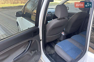 Минивэн Ford C-Max 2009 в 