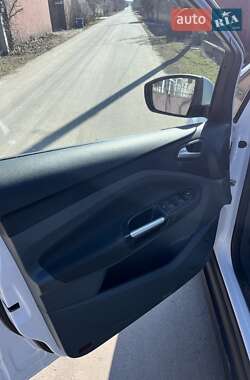 Минивэн Ford C-Max 2013 в 