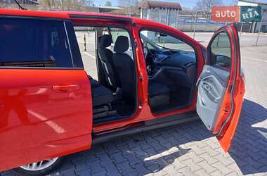 Минивэн Ford C-Max 2015 в 