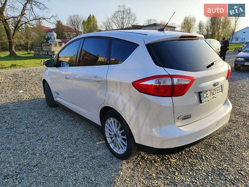 Мінівен Ford C-Max 2015 в Чернівцях