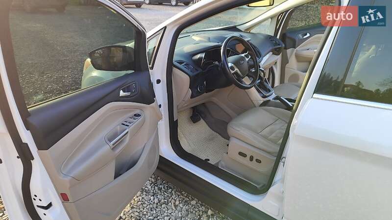 Мінівен Ford C-Max 2015 в Чернівцях