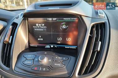 Минивэн Ford C-Max 2015 в 