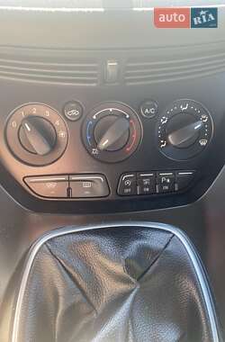 Минивэн Ford C-Max 2013 в 