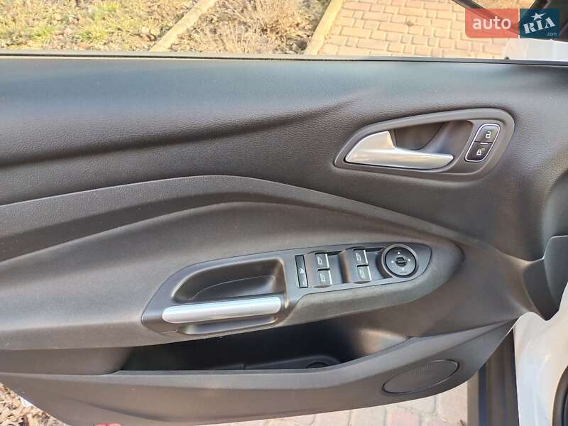 Мінівен Ford C-Max 2016 в Ромнах