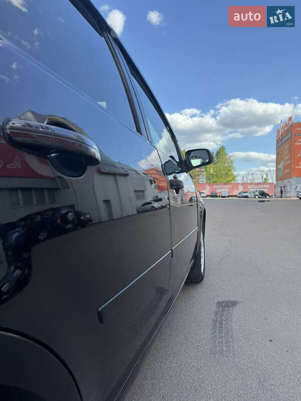 Минивэн Ford C-Max 2007 в Киеве