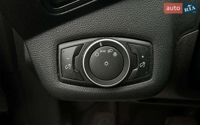 Минивэн Ford C-Max 2017 в Львове