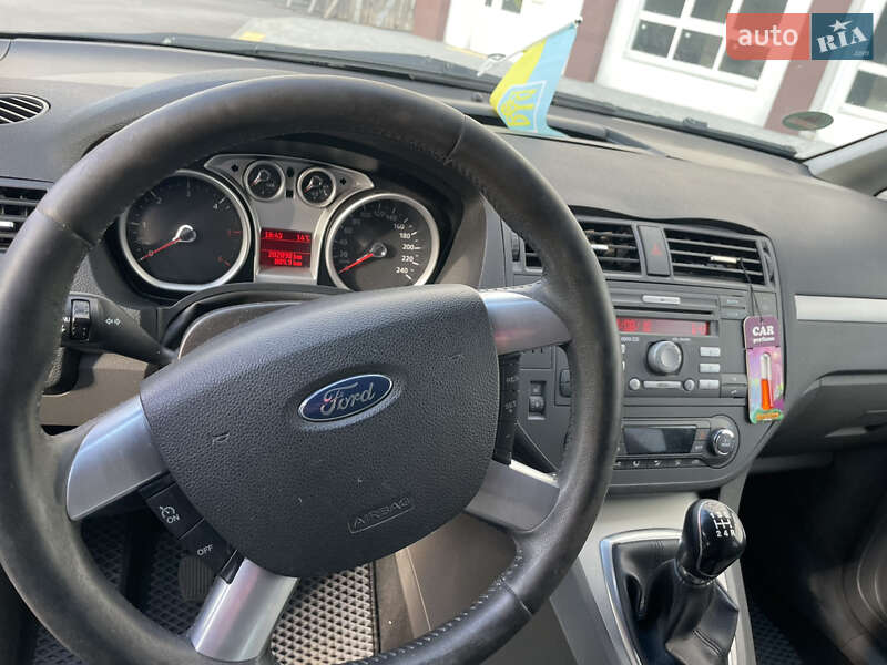 Минивэн Ford C-Max 2010 в Вишневом
