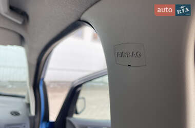Мінівен Ford C-Max 2009 в 