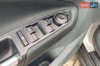Минивэн Ford C-Max 2011 в 