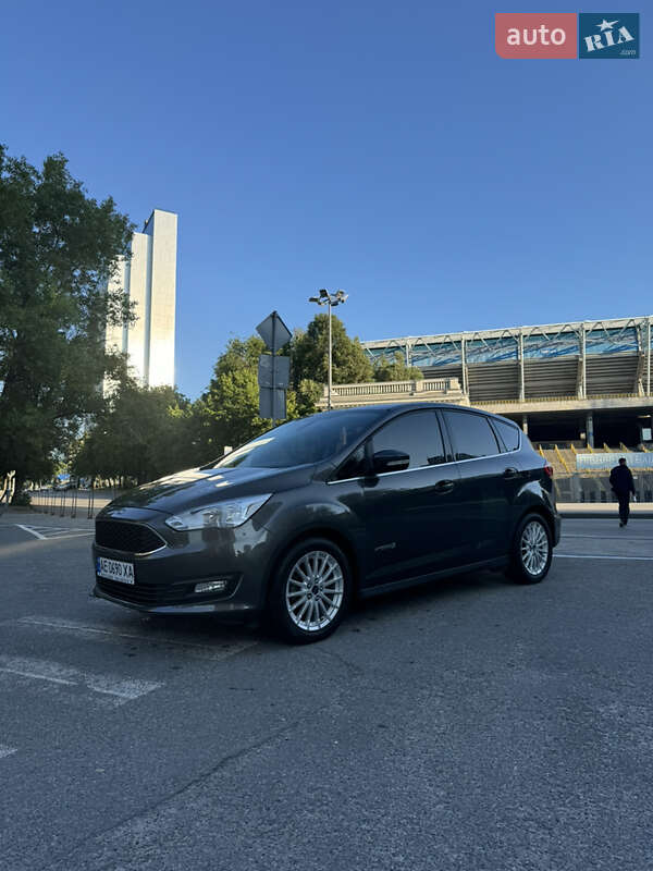 Мінівен Ford C-Max 2016 в Дніпрі