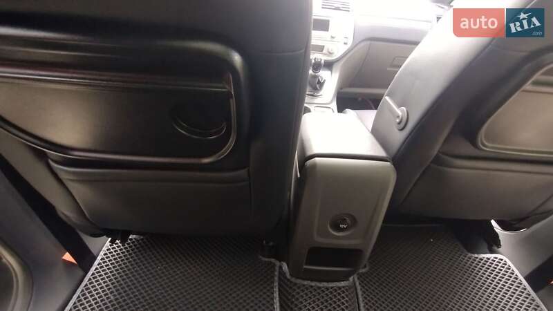 Минивэн Ford C-Max 2009 в Луцке фото 29 Минивэн Ford C-Max 2009 в Луцке