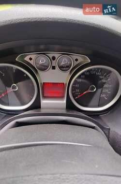 Мінівен Ford C-Max 2009 в 