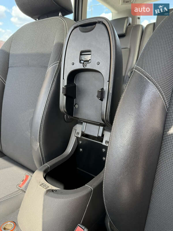 Минивэн Ford C-Max 2009 в Умани фото 48 Минивэн Ford C-Max 2009 в Умани