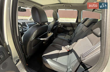 Минивэн Ford C-Max 2009 в 