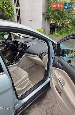 Минивэн Ford C-Max 2013 в 