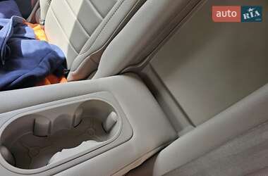 Минивэн Ford C-Max 2015 в 