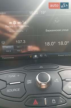 Минивэн Ford C-Max 2013 в 