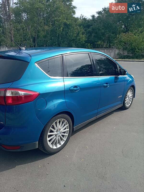 Минивэн Ford C-Max 2013 в Днепре