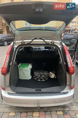 Мінівен Ford C-Max 2010 в 